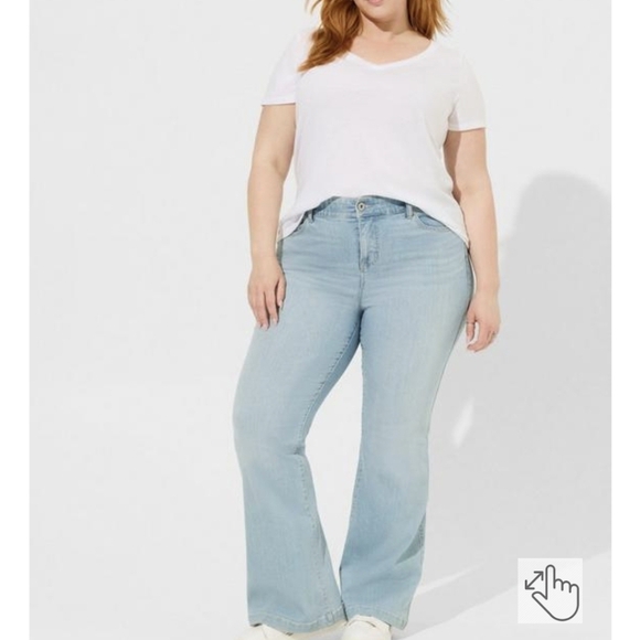 NWT Torrid Bombshell Flare Premium Stretch High-Rise Jean Size 12 - Picture 6 of 13